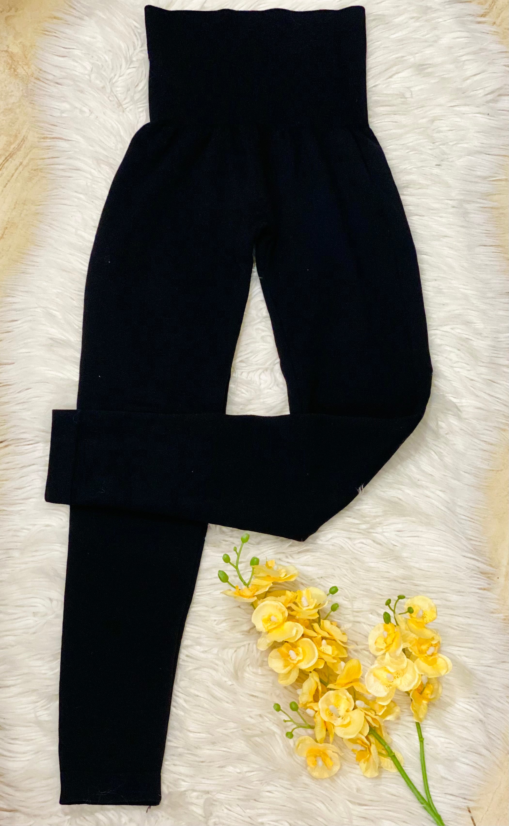Hold Me Tight leggings- OS – GlampinGals Boutique